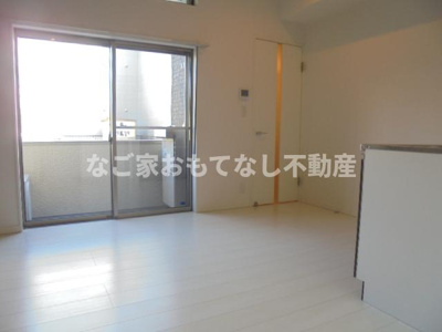 【居間・リビング】 | モルガン（Morgan） | ※写真は別号室