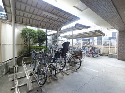 【その他共用部分】 | レクセル新子安 | 駐輪場