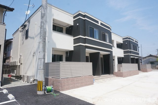 上益城郡益城町大字福富のアパート