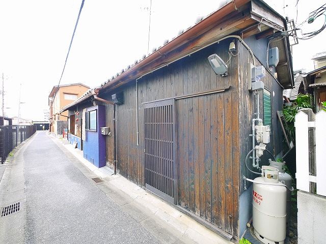 ならまちすーくの外観
