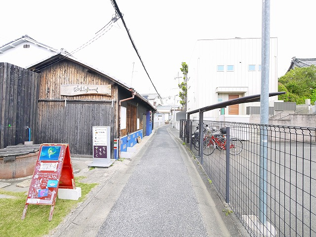ならまちすーくの外観