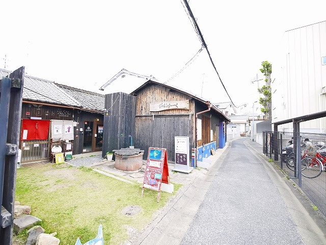 ならまちすーくの外観