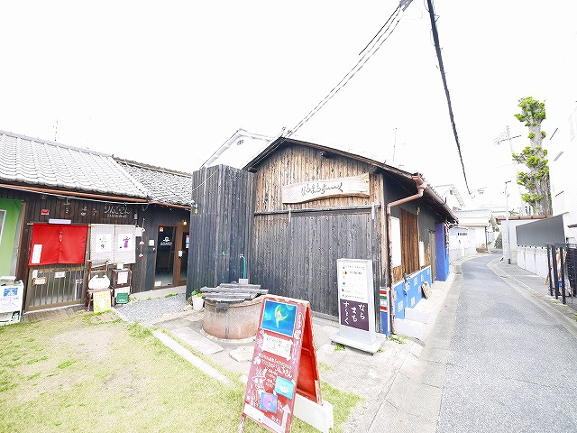 ならまちすーくの外観