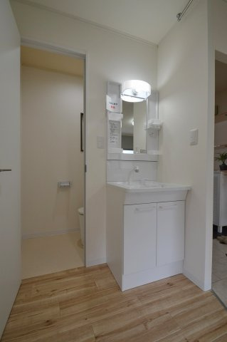 タウニィー笹口の洗面所