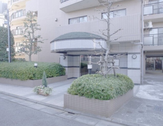 【エントランス】