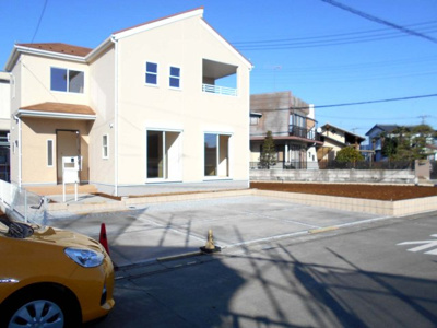 【外観】 | 新築　加須市　騎西　全2棟　2号棟　角地　75坪 | 加須バス便10分・駐車場２台並列・南向き・４LDKとWIC付ｲﾝﾅｰﾊﾞﾙｺﾆｰ・騎西小・75坪・さらに価格変更です。

