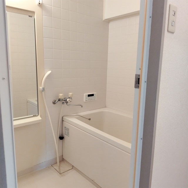 吉田グリーンハイツⅡの浴室