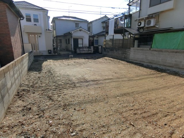 明石市藤が丘1丁目 土地の前面道路含む現地写真