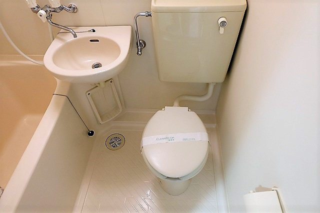 カーサ西立川のトイレ|※同建物別部屋イメージ