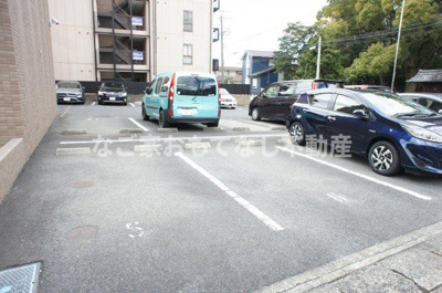 【駐車場】 | レスタージュ清州