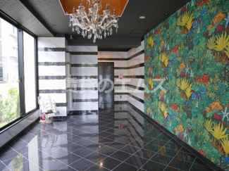【エントランス】 | ＣＲＹＳＴＡＬ＆ＲＥＳＯＲＴ　ＧＲＡＮＤＥのエントランス
