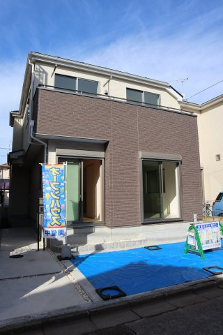 八千代市勝田台３丁目　新築戸建　堂々完成済の外観