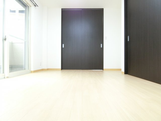 ヴィアベルデアネックスの洋室