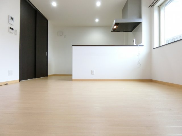 ヴィアベルデアネックスの居間・リビング