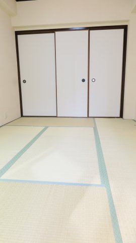 エスケーパレス道頓の内装