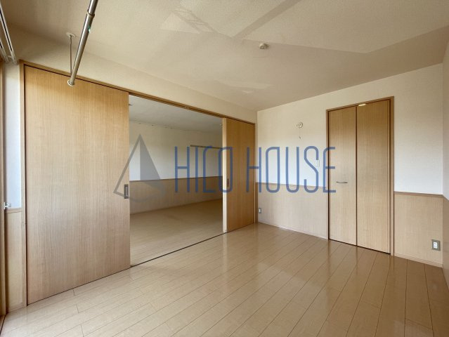 オークガーデンMの寝室