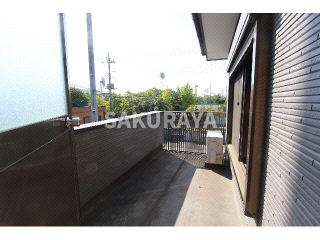 足利市西砂原後町の一戸建てのバルコニー