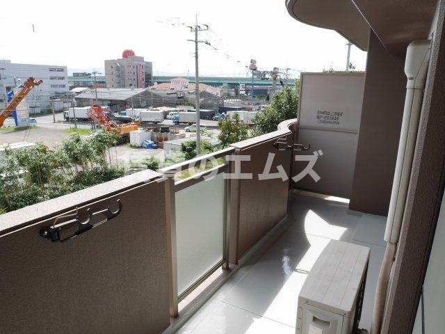 【バルコニー】 | アポロ空港ＨＩＬＬ | サムティ空港ＨＩＬＬのバルコニー