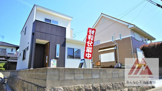 八女郡広川町大字新代の新築一戸建の外観
