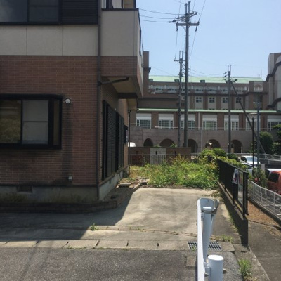 【駐車場】 | 大津市雄琴6丁目11-23　中古戸建 | 駐車スペース