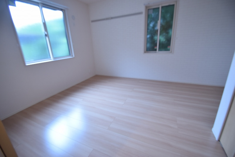 ＦＲＥＡ（フレア）の寝室|玄関横洋室