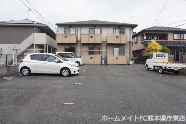 熊本市南区田迎３丁目のアパートの駐車場