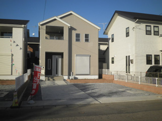 【前面道路含む現地写真】 | 前面道路含む現地写真です