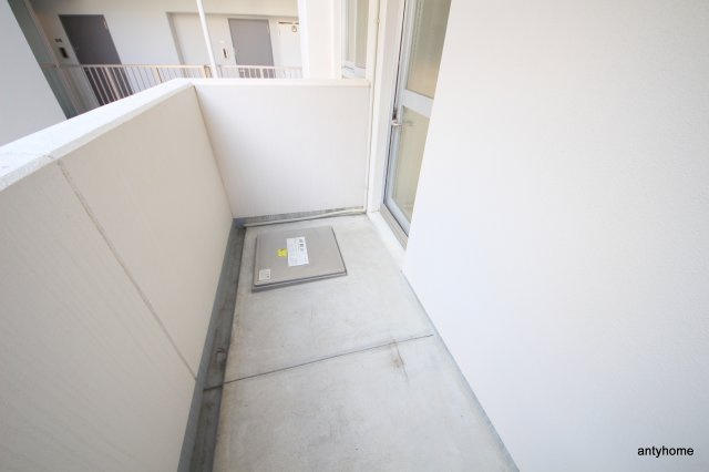 Willdo南森町　仲介手数料無料のバルコニー