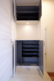 【玄関】 | 【シャーメゾン】ヴィアソーレ