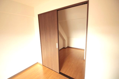 【収納】 | アートビップ新千葉 | 納戸入り口