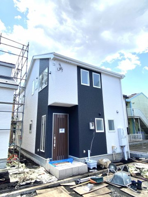 【外観】 | 売主　MLH六会日大前全4棟　新築分譲№③　 | 建物は完成いたしましたので、ご見学頂けます！陽当りも良い！