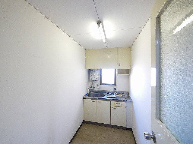 アルファ林小路の内装