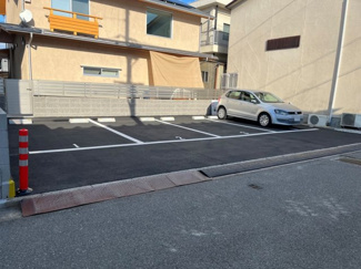 【駐車場】