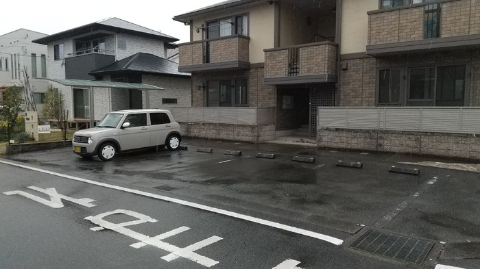 菊池郡菊陽町光の森３丁目のアパートのエントランス