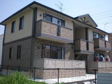 菊池郡菊陽町光の森３丁目のアパート