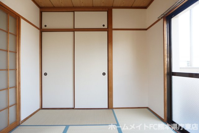 熊本市南区田井島３丁目の賃貸マンションの和室