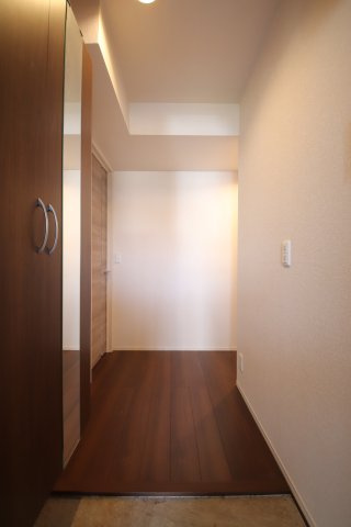 【玄関】 | ルシエルメイキラB棟