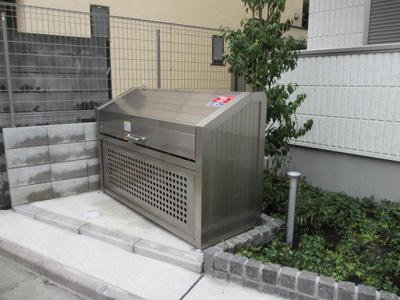 【その他共用部分】 | ホワイトクラウド | 敷地内