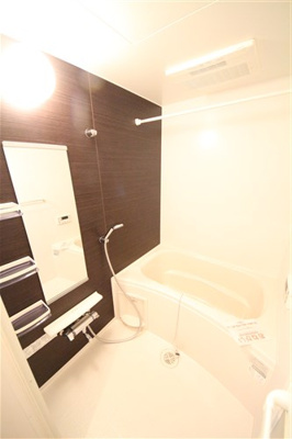 【浴室】 | ラ　ヴィータ西梅田