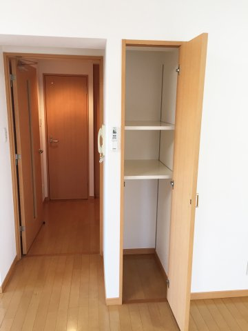 【内装】 | フローラル東葛西10