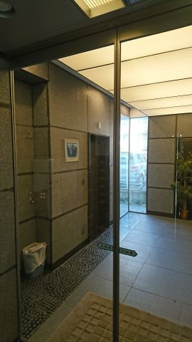 【エントランス】 | フローラル東葛西10 | 防犯面も安心