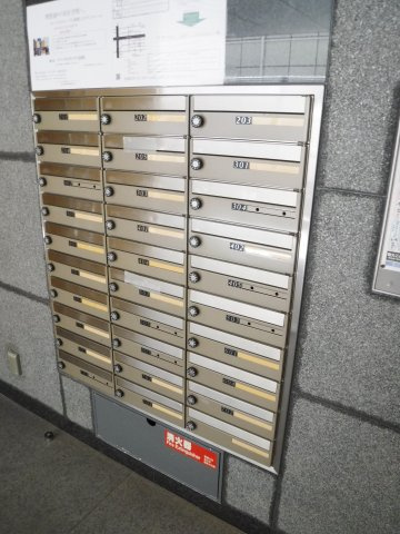 【その他共用部分】 | フローラル東葛西10 | ダイアル付きのポスト