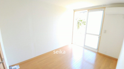 【内装】 | モン　トレゾール | ※床はカーペットとなります。