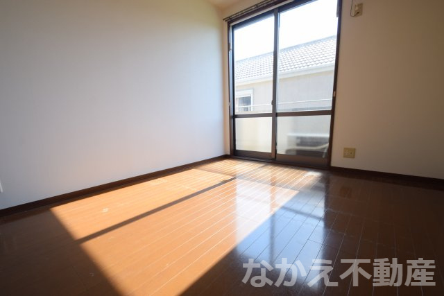【寝室】 | 落ち着いて過ごせるお部屋なので、寝室にいかがでしょうか