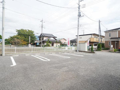 【駐車場】 | ファイン・アベニューD | カースペースがあります