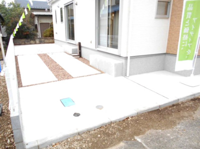 【駐車場】 | 新築　伊奈町　小室　全2棟　2号棟　 | 駐車場があります