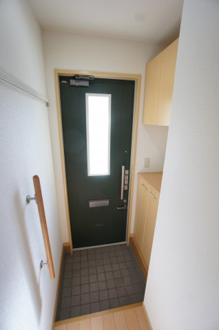 【玄関】 | コンフォール７７