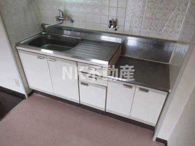 【キッチン】 | ギャレ近大前（長瀬賃貸） | キッチンでお料理をお楽しみください