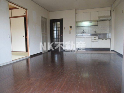 【居間・リビング】 | ギャレ近大前（長瀬賃貸） | ゆったりとした居間です