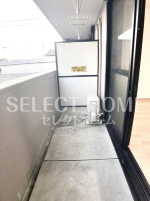 【バルコニー】 | リバーサイド鳥居 | 暖かな日差しのふりそそぐバルコニー